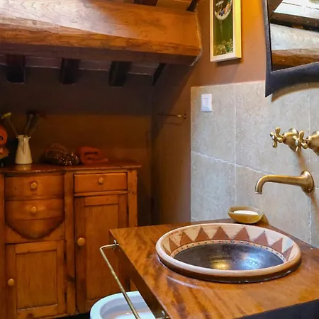 6 Bedroom In Lamporecchio